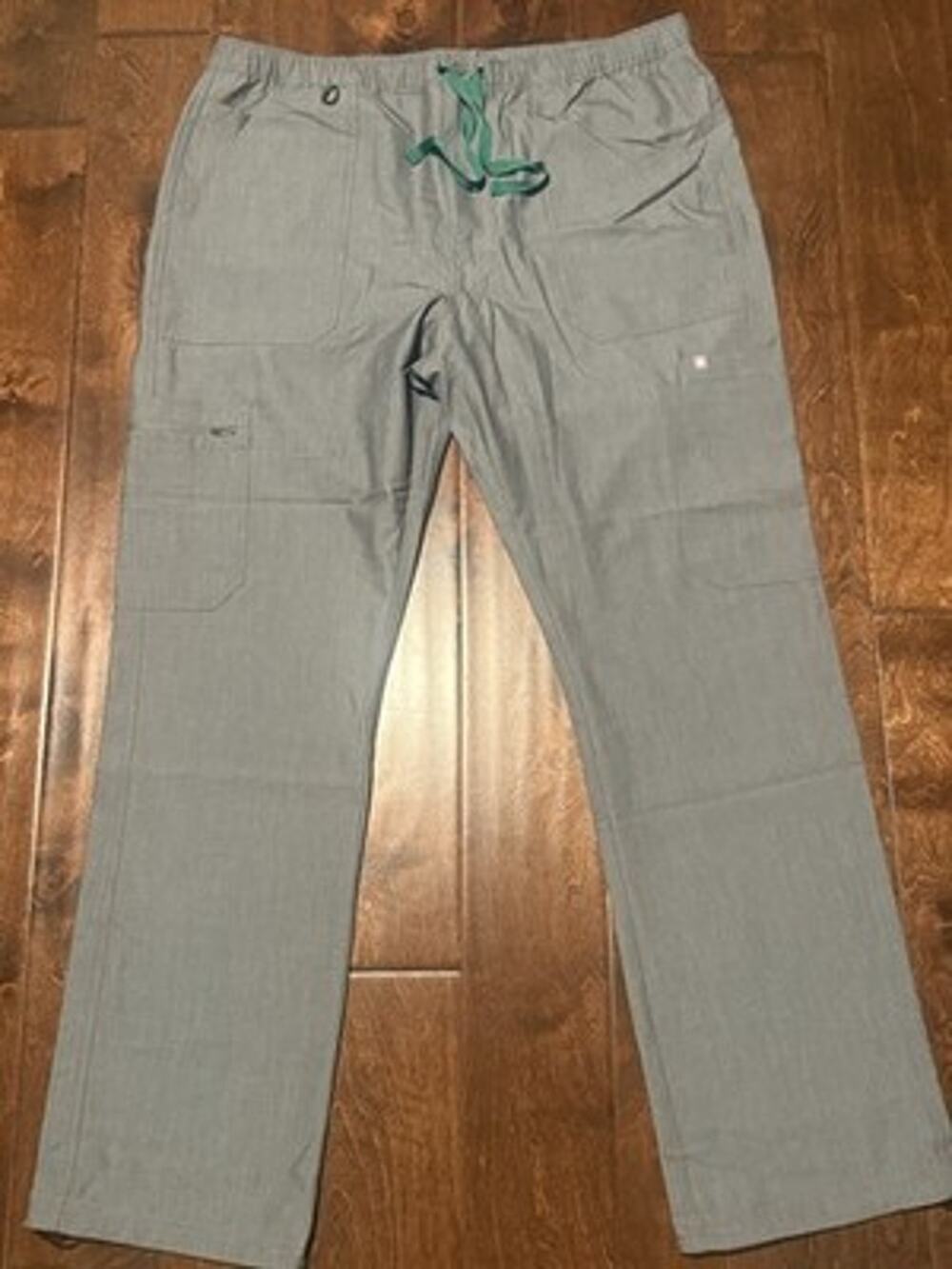 FIGS Cairo Mens 2XL Gray Cargo Scrub Pants TM3001 Technical Collection NWT